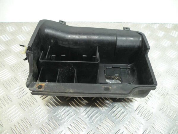 DSCN4230 Support Batterie HONDA SWING 125 4T -2007-