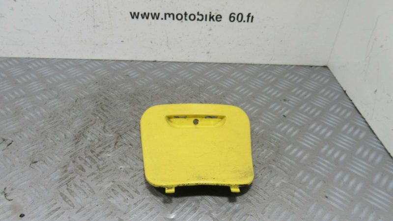 Trappe à bougie Vespa LX 50 2t (jaune)