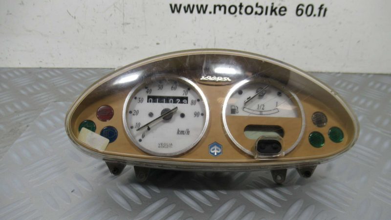 Compteur Piaggio ET2 50 11029 KM 60 8123 001 0 PP-M40