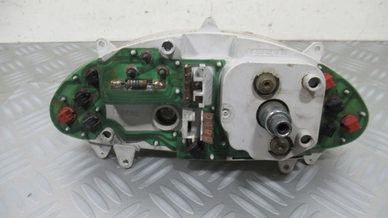 Compteur Piaggio ET2 50 11029 KM 60 8123 001 0 PP-M40