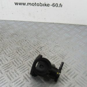 Pipe admission Piaggio X10 125 4t (+injecteur)