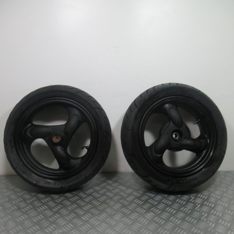 Roues Kymco Agility 50 4t (130/70-12) (12×3.5) (120/70-12) (12×3.00)