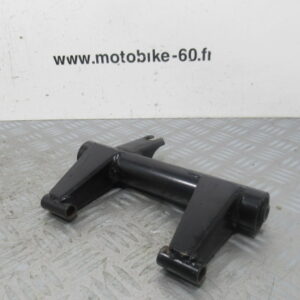 Support moteur Peugeot Kisbee 50 4t Ph1 (incomplet sans axe)