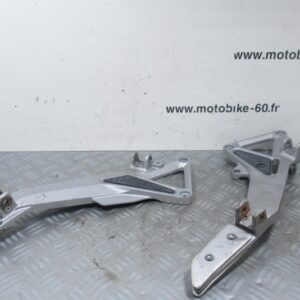 Platine repose pied Honda CB Hornet 600 4t