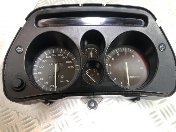 Compteur HONDA ST 1100 Pan European (108 635 km)