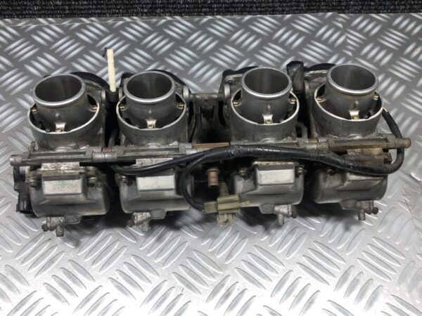 Rampe de carburateur YAMAHA Diversion 900