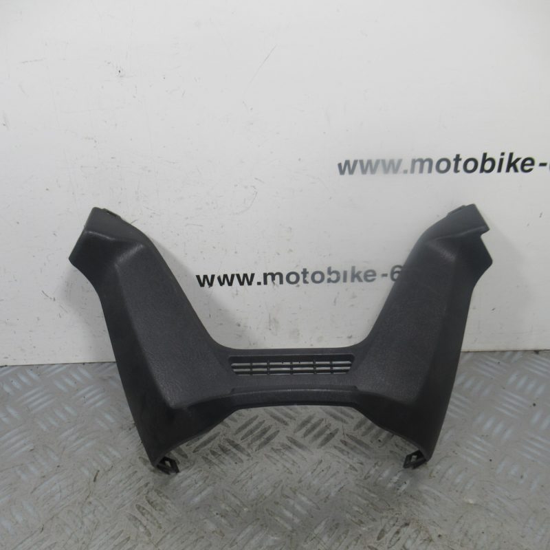 Couvre guidon arriere Suzuki Burgman 400 4t (56321-14G)