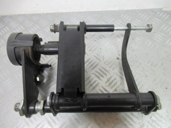 Support Moteur PIAGGIO X EVO 125