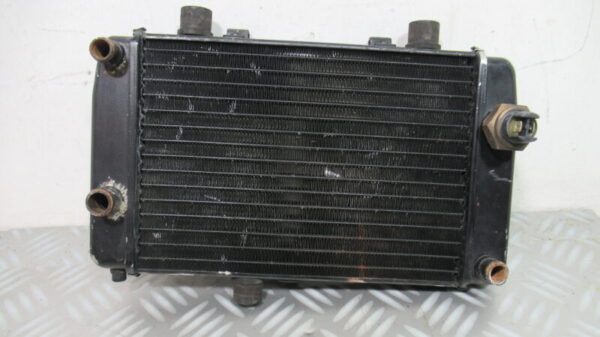 Radiateur d’eau YAMAHA X-MAX 125 – 2006 –