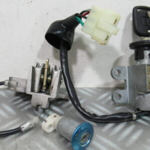 Jeu de serrures BHM REVENGER 50 4T – 2008 –