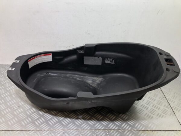 Coffre sous selle Piaggio Fly 125 2014 4T