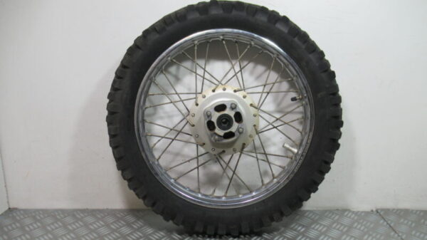 Roue arrière YAMAHA 125 TTR – 2002 –