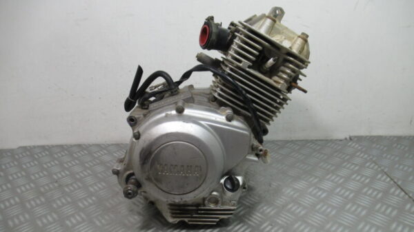 MOTEUR YAMAHA 125 TTR 125  E809E – 2002 –