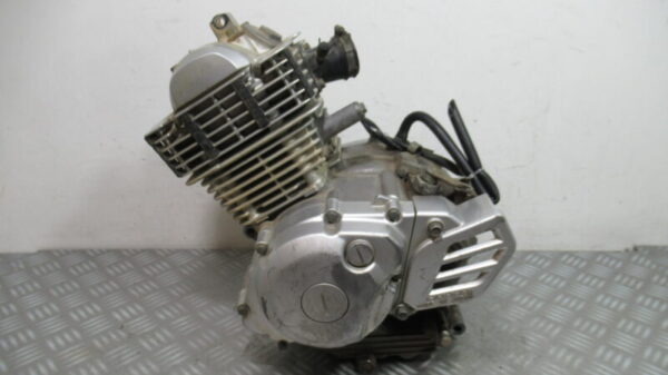 MOTEUR YAMAHA 125 TTR 125  E809E – 2002 –