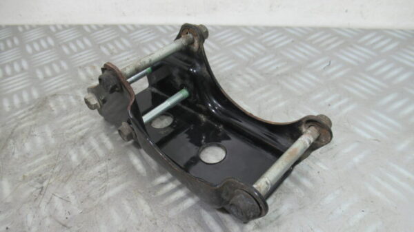 Support moteur SUZUKI 125 DR  – 2009 –