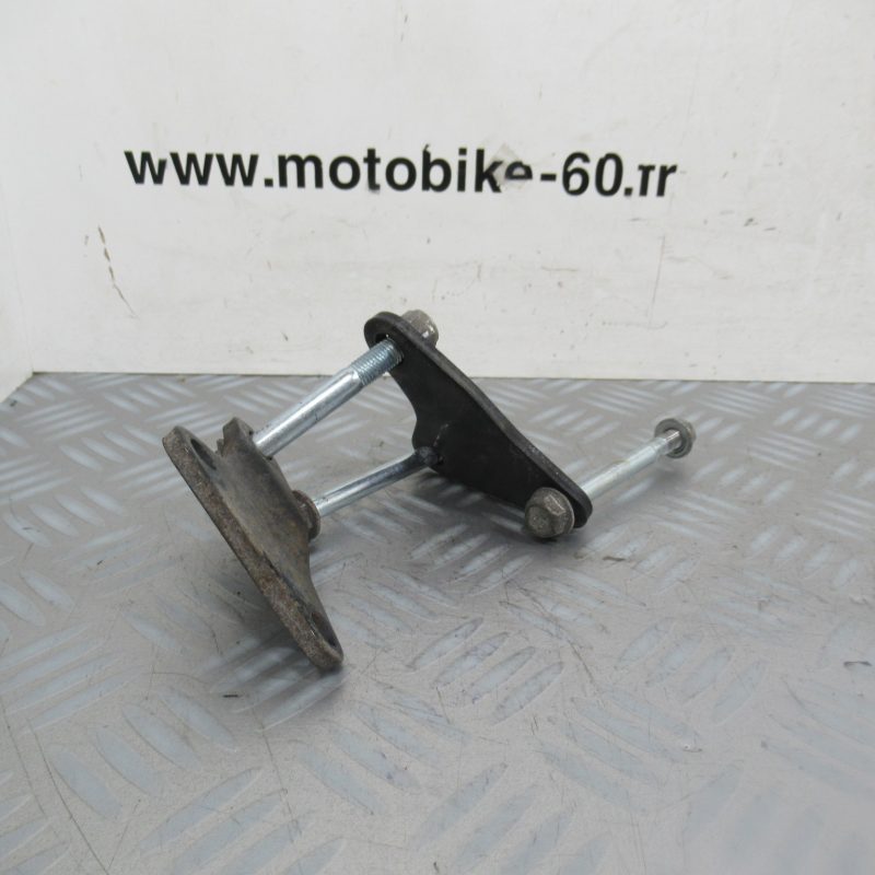 Support moteur avant Mash Five Hundred 400