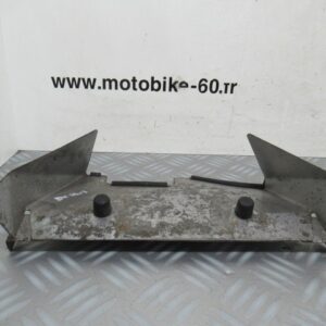 Tole sur moteur HONDA PC 800 cc