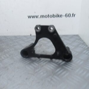 Support moteur superieur droit Yamaha MT01 1700