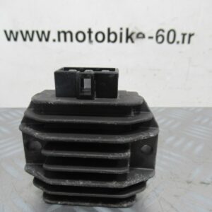 Regulateur tension Piaggio X evo 125