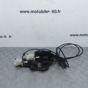 Systeme ouverture selle Piaggio X8 125