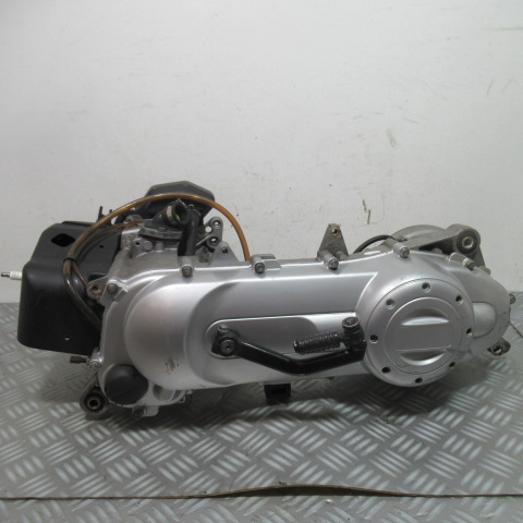 Moteur PIAGGIO FLY 50 2T – 2010 – C448M 6202 KMS