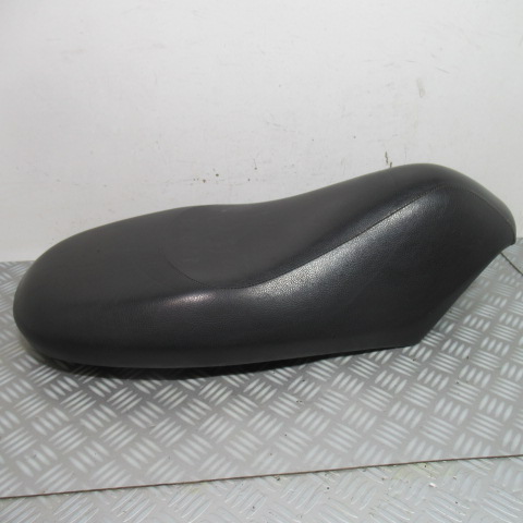 Selle PEUGEOT VIVACITY 50 2T – 2011 –