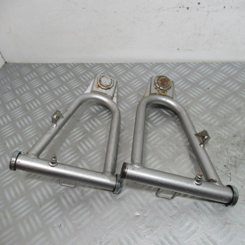 Triangles supérieur droit et gauche YAMAHA 200 BLASTER – 2005 –