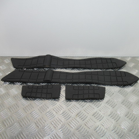 Tapis de marche pieds SUZUKI 650 BURGMAN – 2008 –