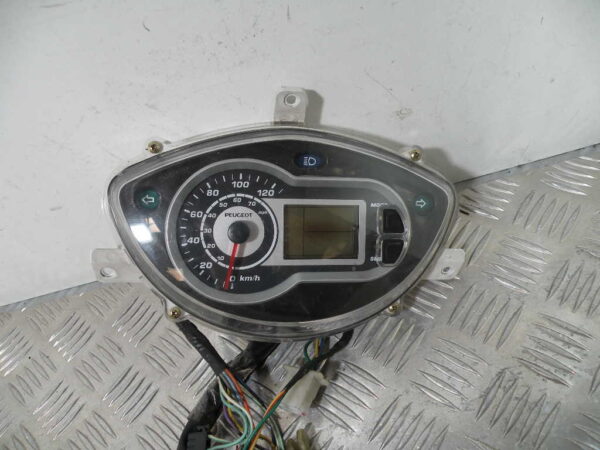 Compteur (22983kms) PEUGEOT 125CC TWEET 4T -2011-