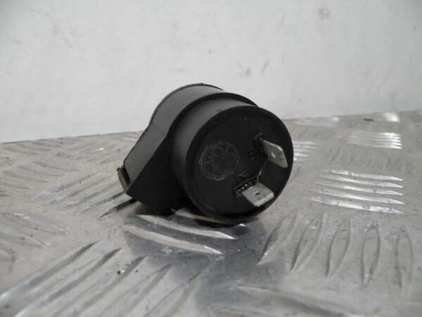 Centrale Clignotant PEUGEOT 125CC TWEET 4T -2011-