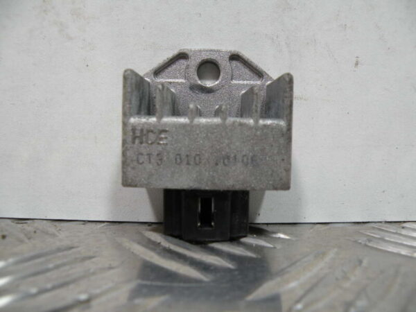 Régulateur de Tension PEUGEOT 125CC TWEET 4T -2011-