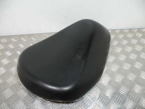 Selle Monoplace PEUGEOT 125CC TWEET 4T -2011-