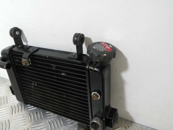 Radiateur d’Eau HONDA CBR 125R 4T -2005-