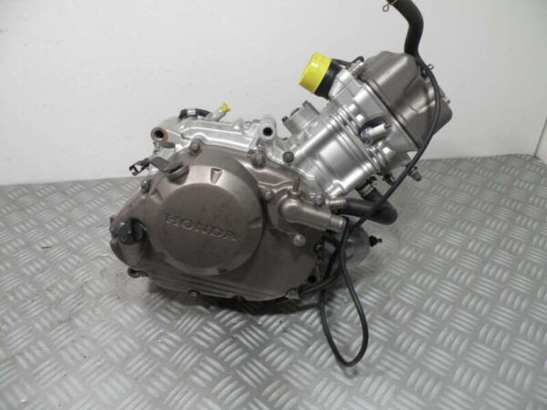 Moteur JC34E HONDA CBR 125R 4T -2005-