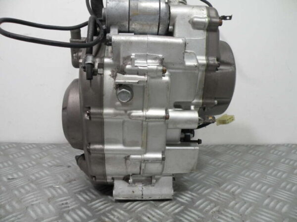 Moteur JC34E HONDA CBR 125R 4T -2005-