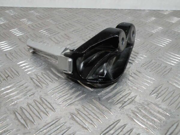 Platine Repose Pied Arrière Droit YAMAHA TMAX 530 4T -2016-