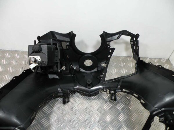 DSCN6249 Tablier Protège Jambe YAMAHA TMAX 530 4T -2016-