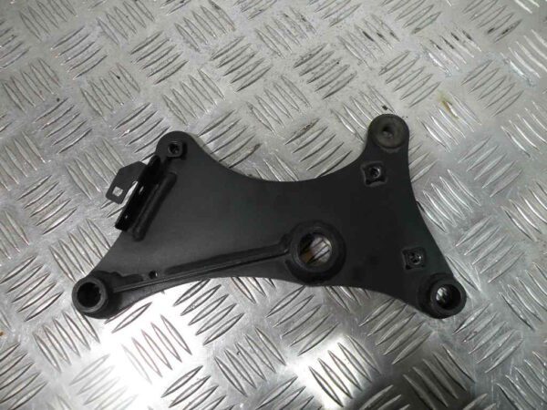 DSCN7618 Support Moteur KAWASAKI ER6 N 650 4T -2015-