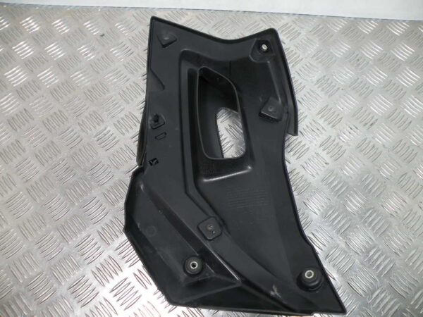 Carénage Latéral Droite YAMAHA XJ6 600 4T -2013-