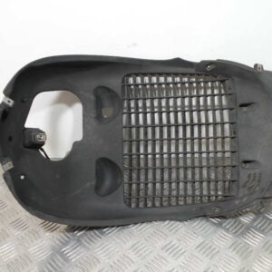 Grille de radiateur PIAGGIO BEVERLY SPORT TOURING 350 4T -2012-