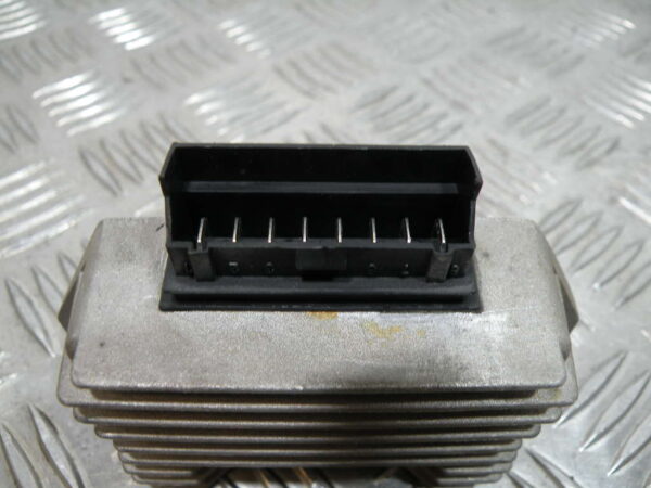 Régulateur de tension GILERA RUNNER 50 2T -2006-