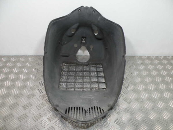 Grille de radiateur GILERA NEXUS 125 4T -2011-