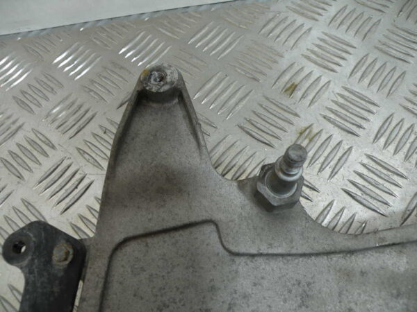 Bras oscillant GILERA NEXUS 125 4T -2011-