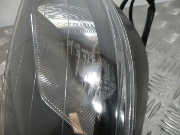 Optique phare avant gauche GILERA NEXUS 125 4T -2011-