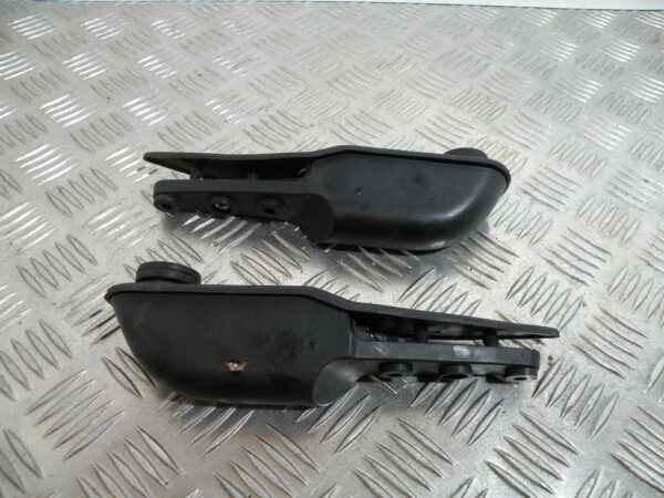 Support bulle / pare brise GILERA NEXUS 125 4T -2011-