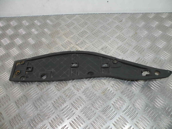 Marche pied gauche GILERA NEXUS 125 4T -2007-