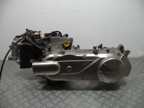 Moteur PEUGEOT TWEET 125 4T -2014-