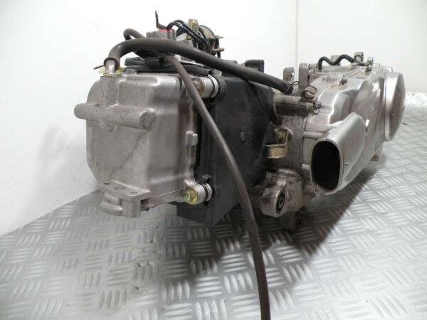 Moteur PEUGEOT TWEET 125 4T -2014-