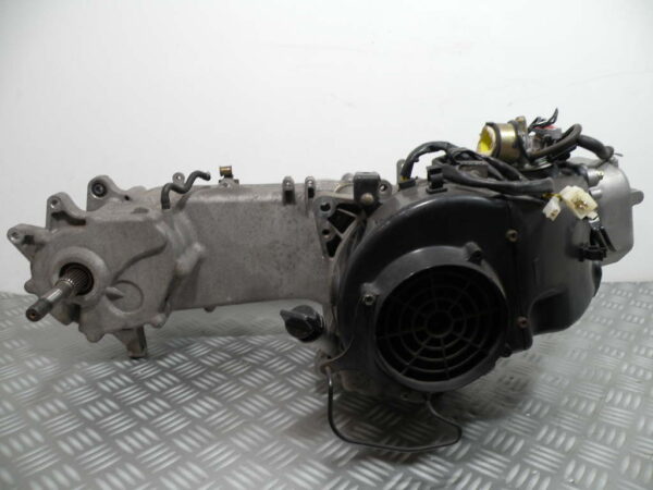 Moteur PEUGEOT TWEET 125 4T -2014-