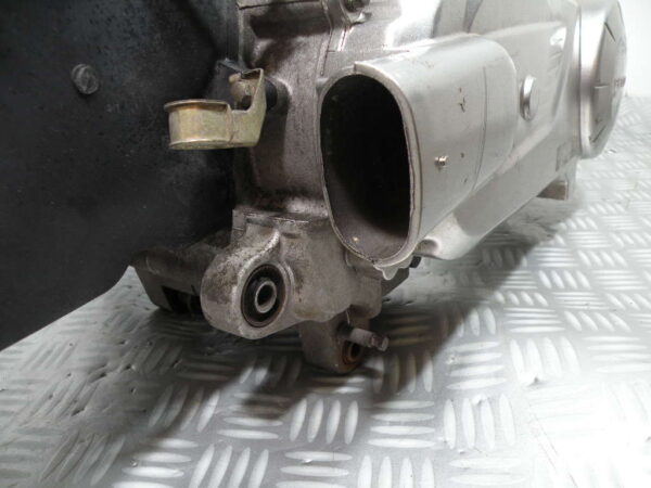 Moteur PEUGEOT TWEET 125 4T -2014-